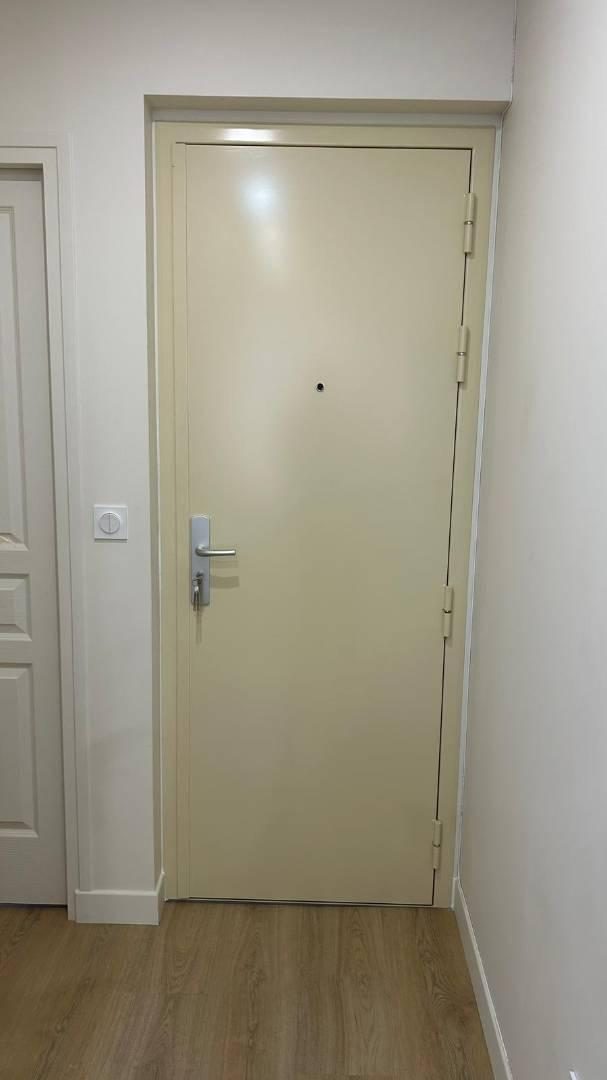 Installation d'une porte blindée isolante à Le Raincy