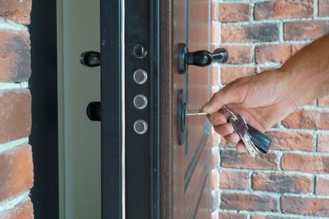 Serrurier expert à Sceaux : Installation et remplacement de serrure pour une sécurité renforcée